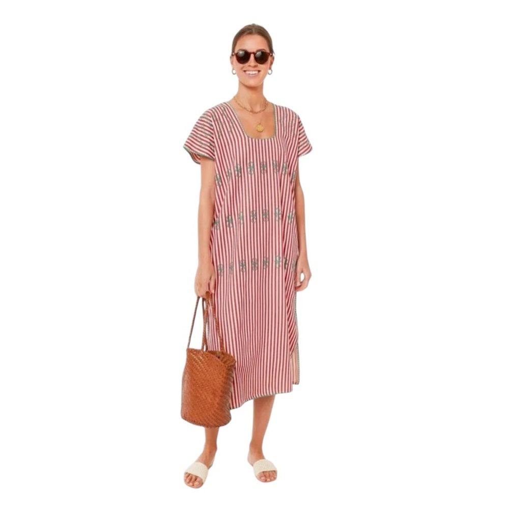 Tuckernuck Red Stripe Sullivan
Embriodered Canvas Caftan Size XS